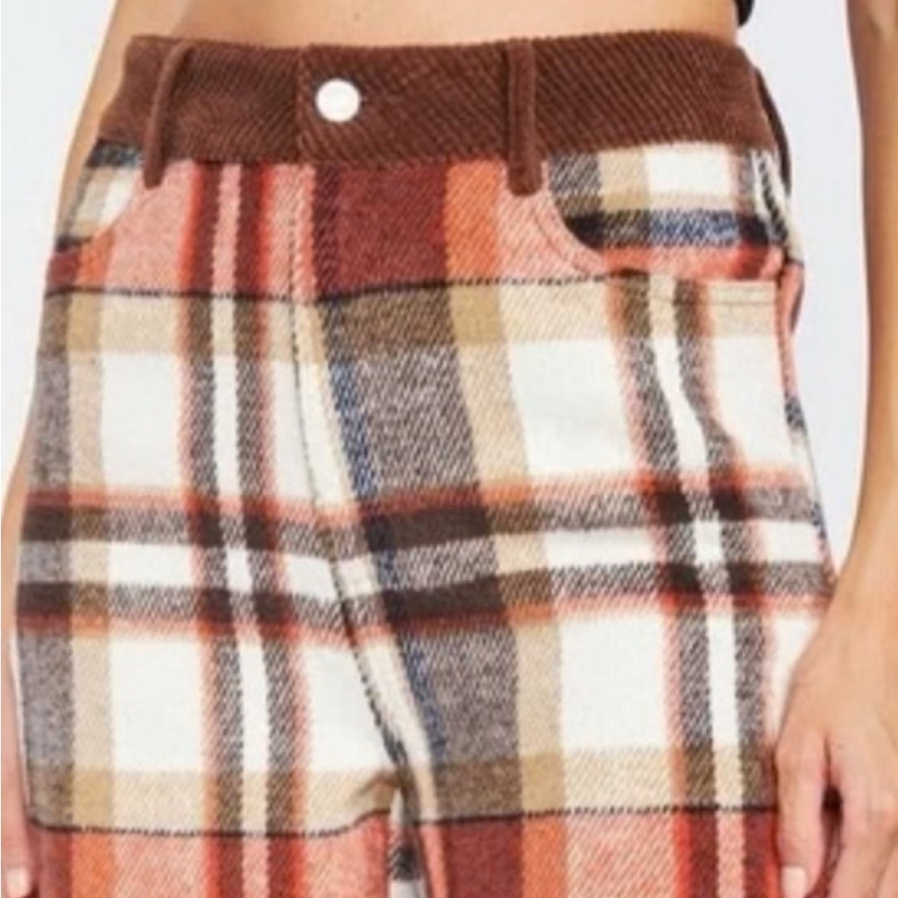 Emory Park Wide Leg Plaid Pants. Size Medium but see measurements